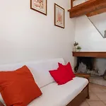 Mandriola House Facing The Sea - Free Wifi