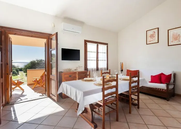 Mandriola House Facing The Sea - Free Wifi Appartement *