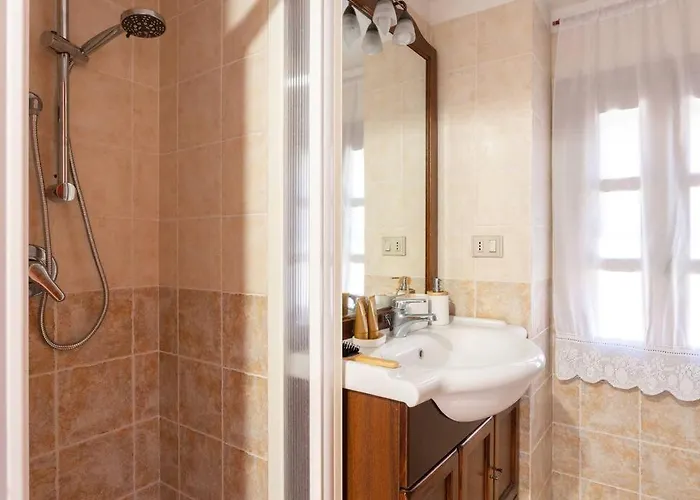 Appartement Mandriola House Facing The Sea - Free Wifi