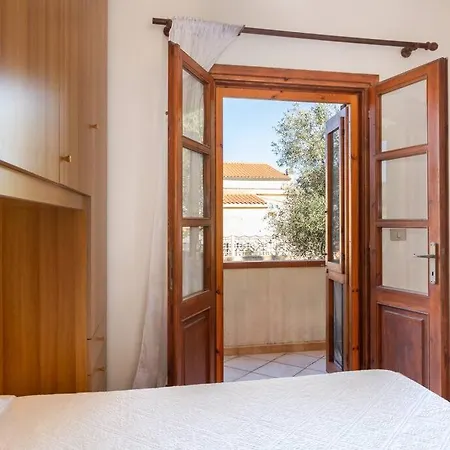 Mandriola House Facing The Sea - Free Wifi *